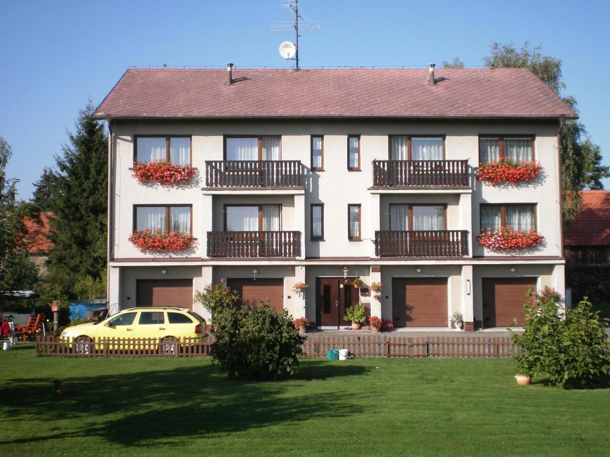 Apartman Orlik Nad Vltavou Luaran gambar